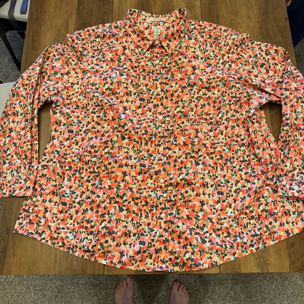 L.L. Bean Women’s Wrinkle Free Floral Button Down Size 3X